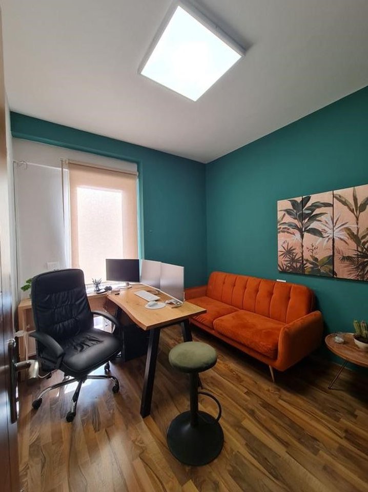 OFFICE FOR RENT AND 2 PARKING SPOTS IN TIRANA NEAR THE FIRE STATION!