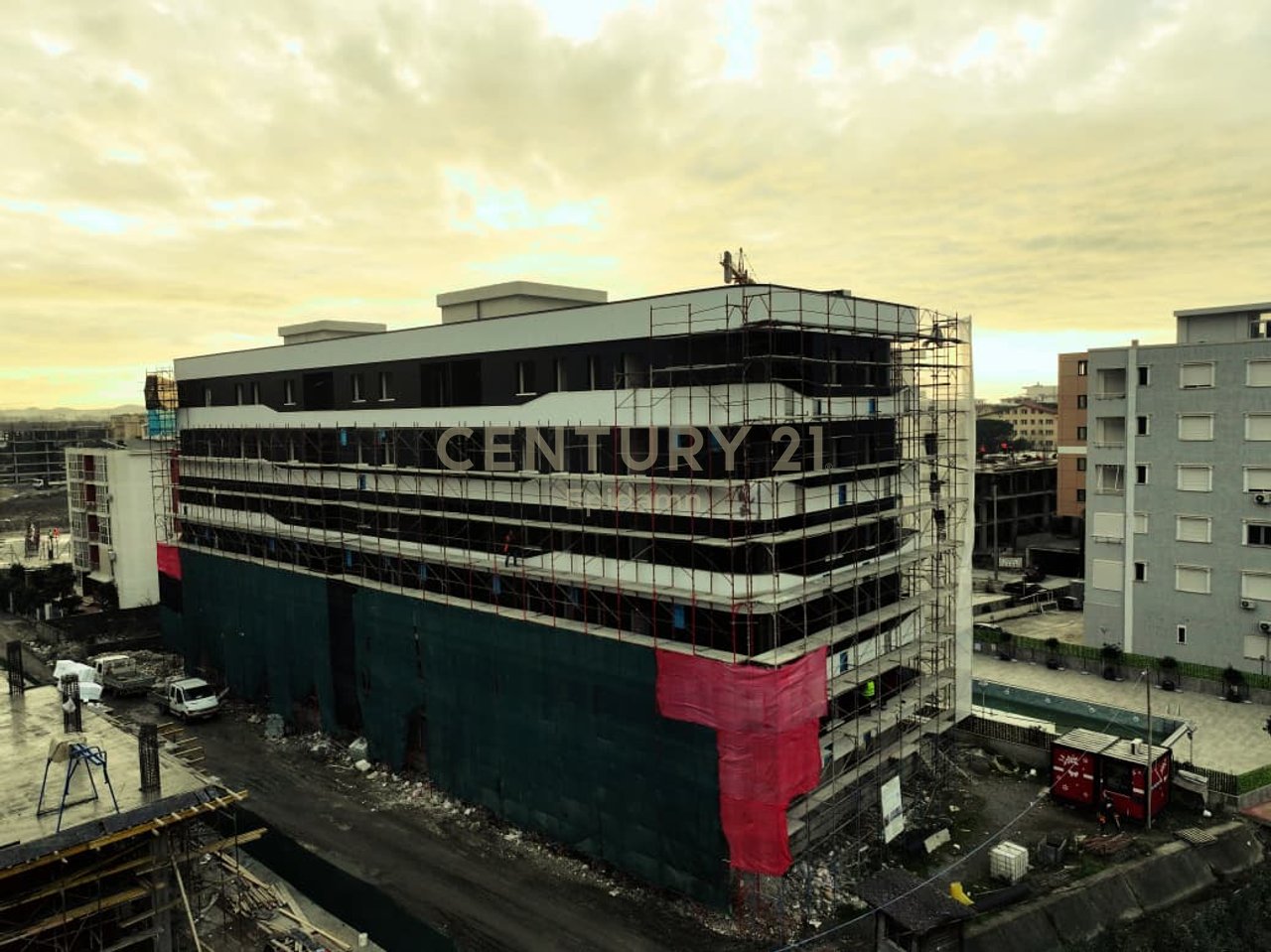 Apartament  2+1 Per Shitje në Rezidencën West Coast – Vetëm 300m nga Deti