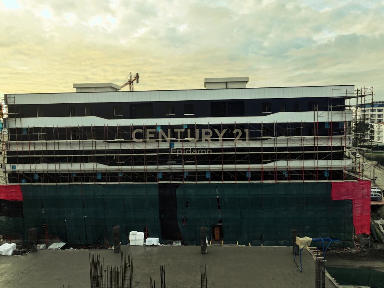 Apartament  2+1 Per Shitje në Rezidencën West Coast – Vetëm 300m nga Deti