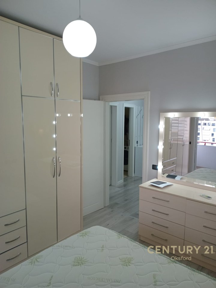 APARTAMENT ME QIRA 2+1+2 NE ASTIR!
