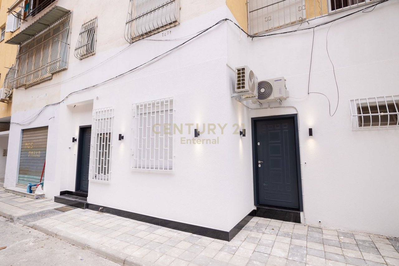 Vlore, Transballkanike - Shitet 3 garsoniere te investuara  Luxury