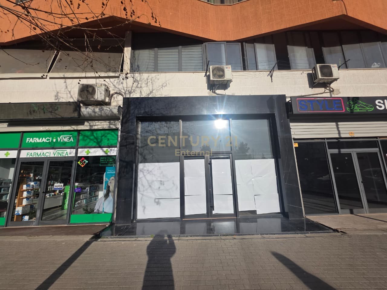 Njesi per shitje ne Astir!