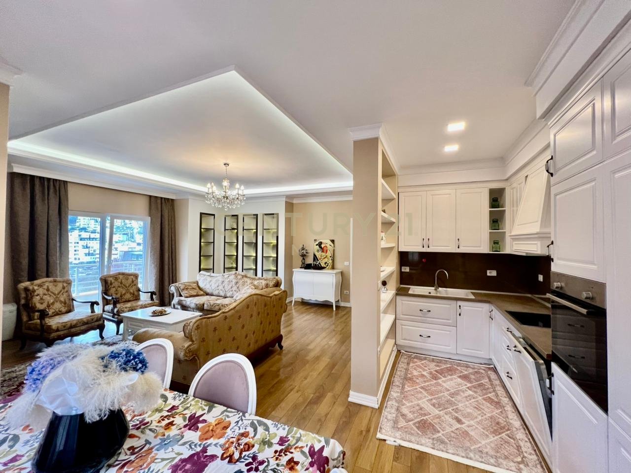 QIRA, SUPER APARTAMENT 2+1+2 me 2 POSTE PARKIMI & PAMJE‼️