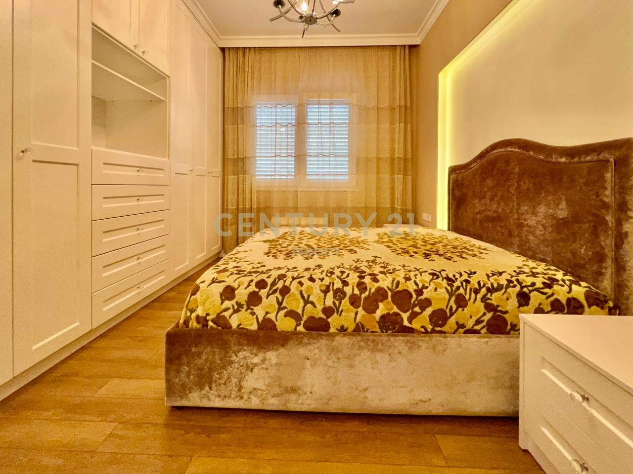 QIRA, SUPER APARTAMENT 2+1+2 me 2 POSTE PARKIMI & PAMJE‼️