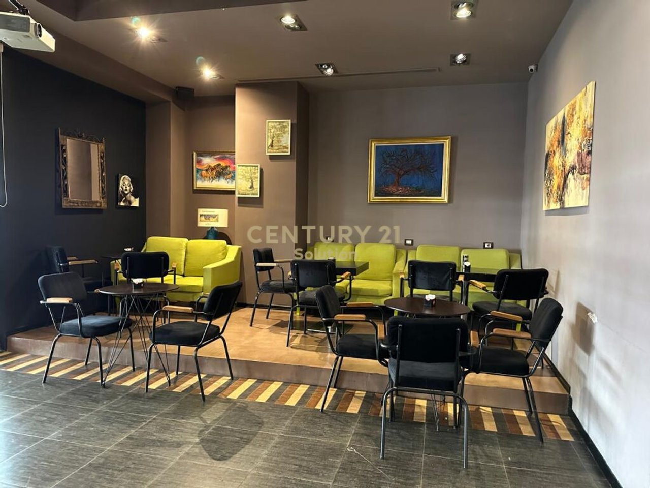 DUPLEX IN AFFITTO NEL COMUNE DI PARIGI