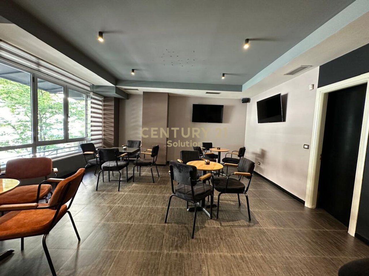 DUPLEX IN AFFITTO NEL COMUNE DI PARIGI