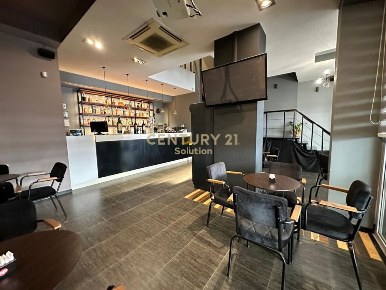 DUPLEX IN AFFITTO NEL COMUNE DI PARIGI