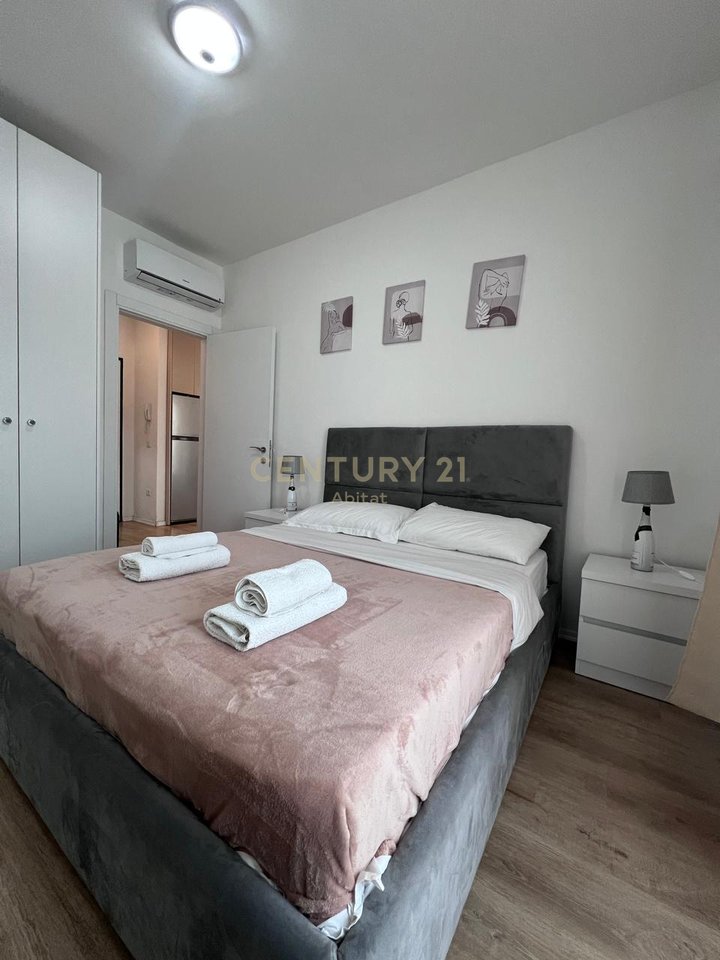 APARTAMENT 1+1 ME QIRA| MYSLYM SHYRI- pranë Rrugës së Kavajës