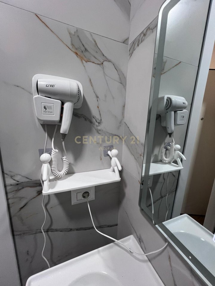 APARTAMENT 1+1 ME QIRA| MYSLYM SHYRI- pranë Rrugës së Kavajës