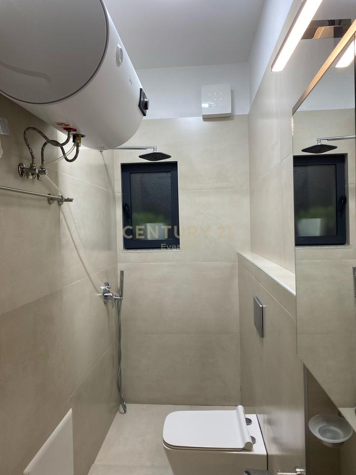 KOMBINAT, KAT VILE PER QIRA+PARKIM