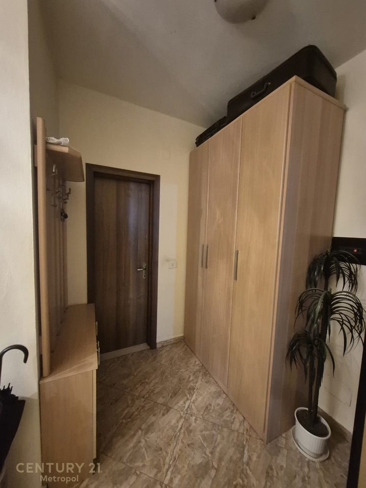 APARTAMENT PER QIRA 2+1 NE KINOSTUDIO!