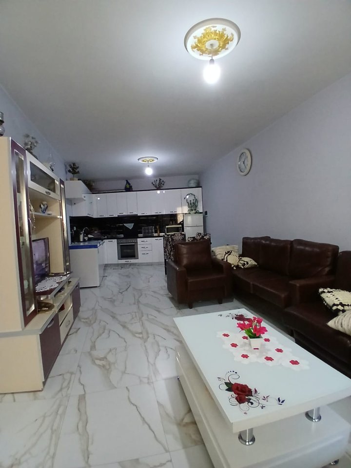 Shtëpi 2+1 në shitje në rrugen Hasan Hasa Lanabregas , Tiranë - 200,000€ | 250 m²