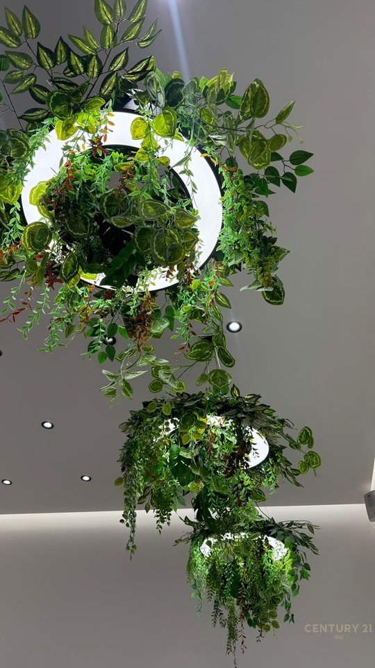 RENTAL SPACE FOR NAILS IN ASTIR!