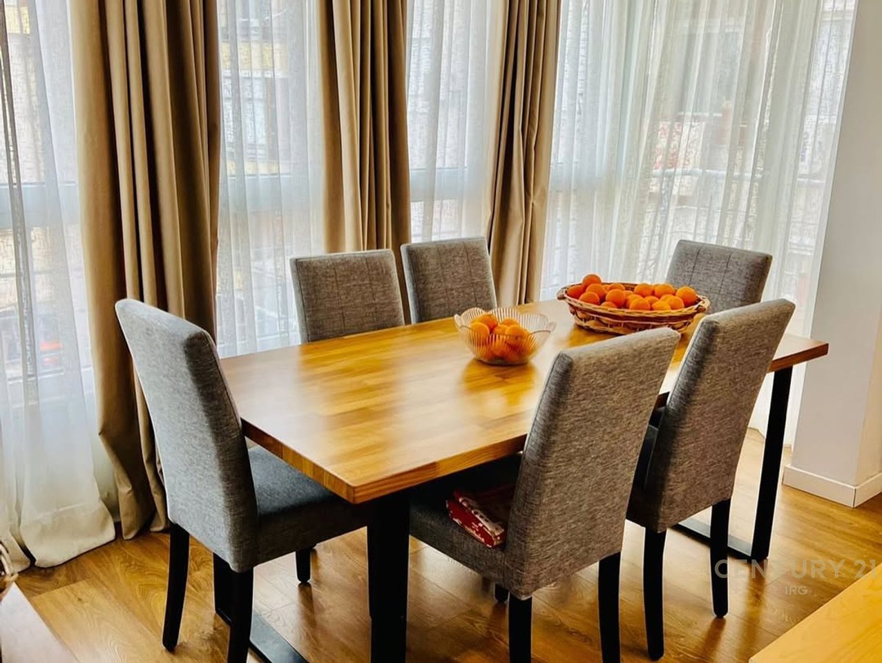 🏠 Appartamento 2+1 in Vendita
📍 Kodra e Diellit, sopra il ring vicino a Big Market