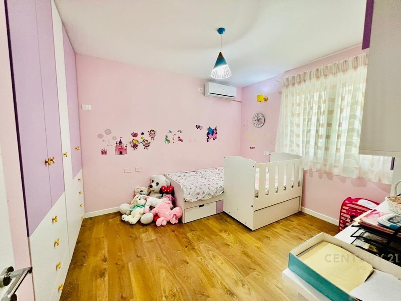 🏠 Appartamento 2+1 in Vendita
📍 Kodra e Diellit, sopra il ring vicino a Big Market