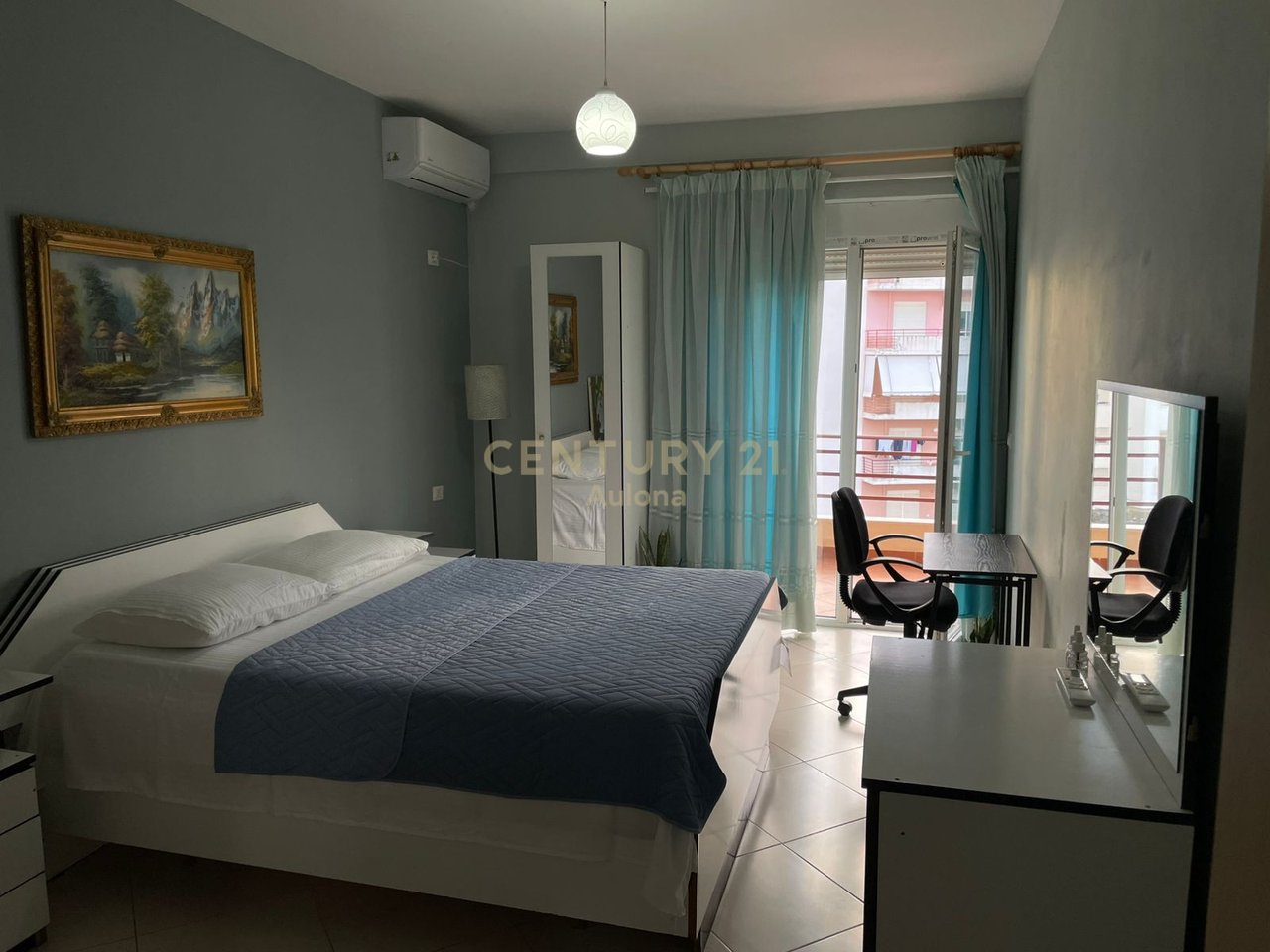 Apartament 1+1 për Qira në Lungomare