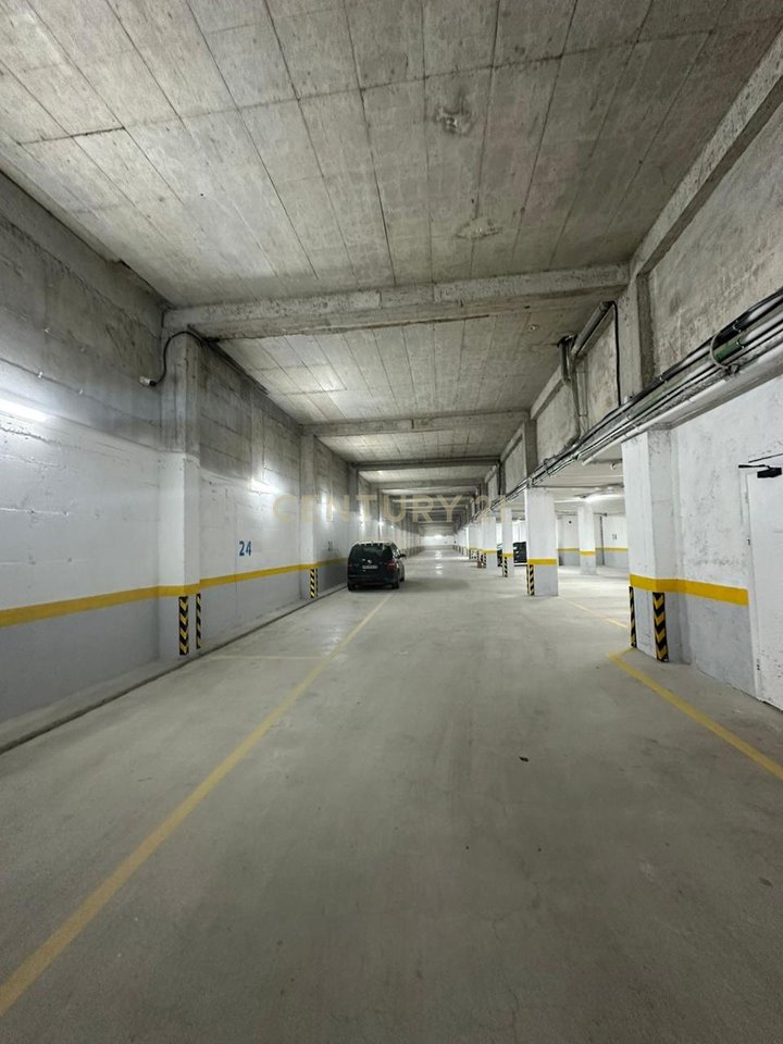 Parking for Rent in Fresk, Tirana - 2000€ | 1257.5 m²