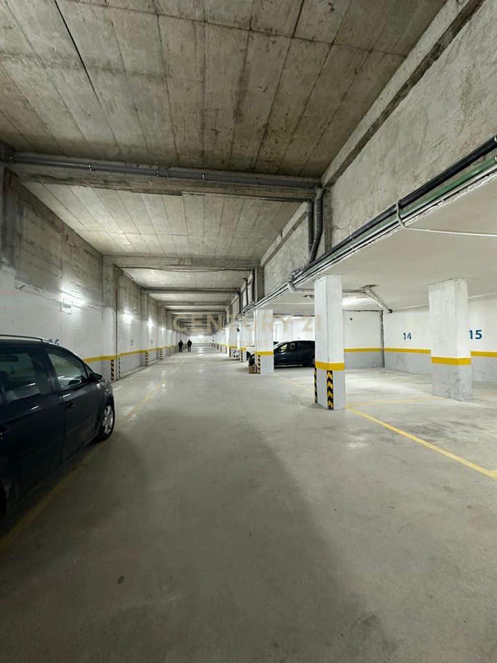 Parking for Rent in Fresk, Tirana - 2000€ | 1257.5 m²