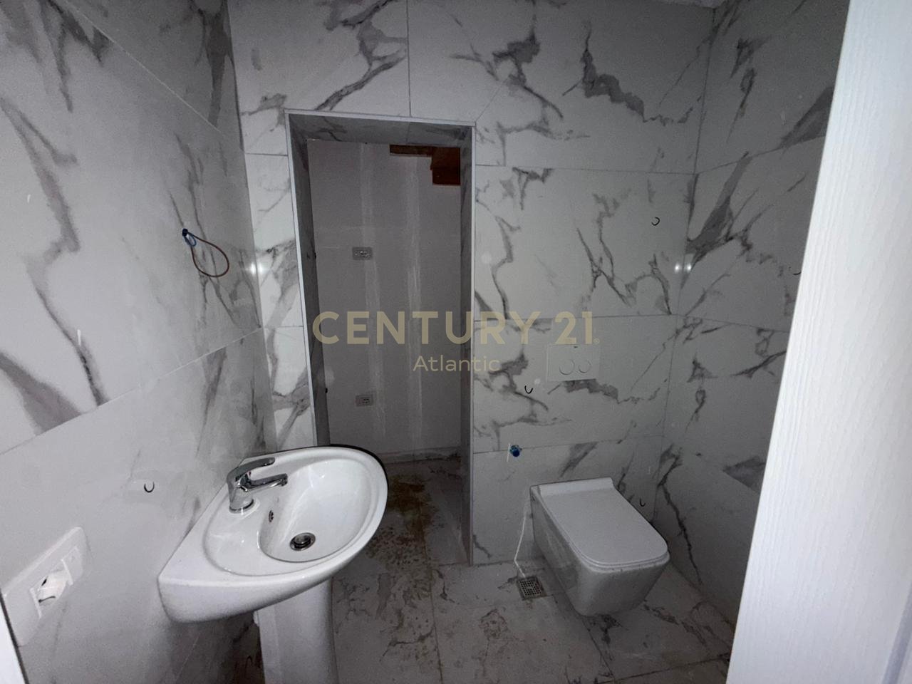 Duplex 1+1 Për Shitje në Mali i Robit, Durrës - 75,000€ | 60.2 m²