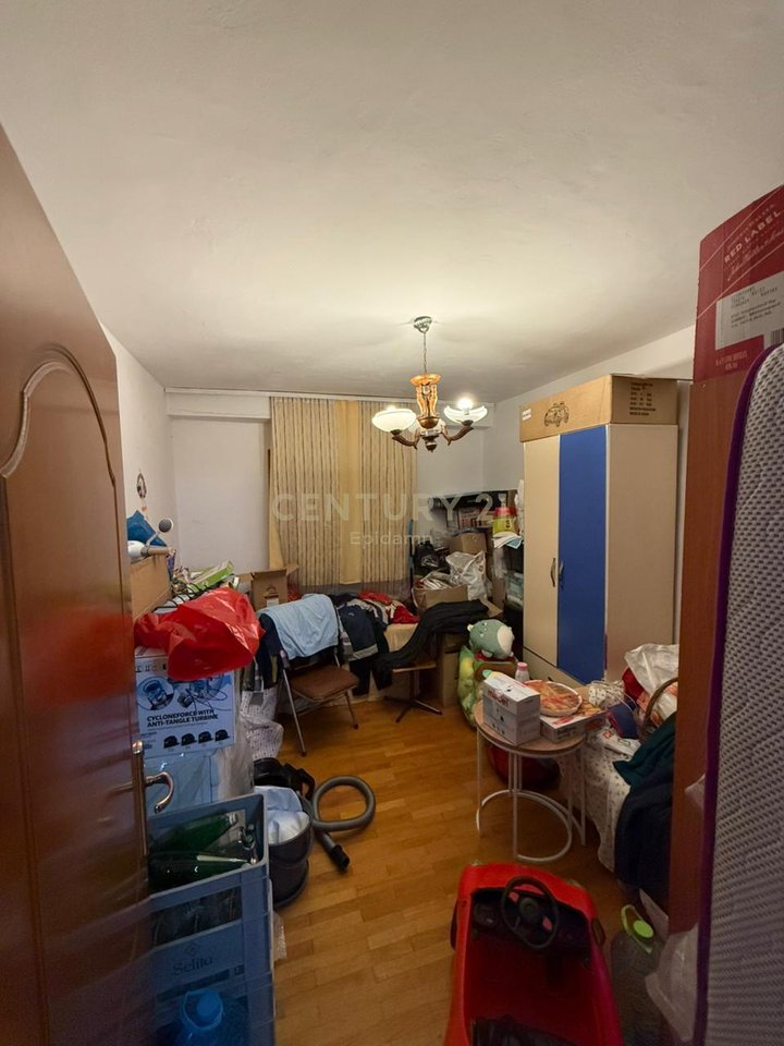 Shitet Apartament 2+1 pranë Shkollës “Kushtrimi i Lirisë”