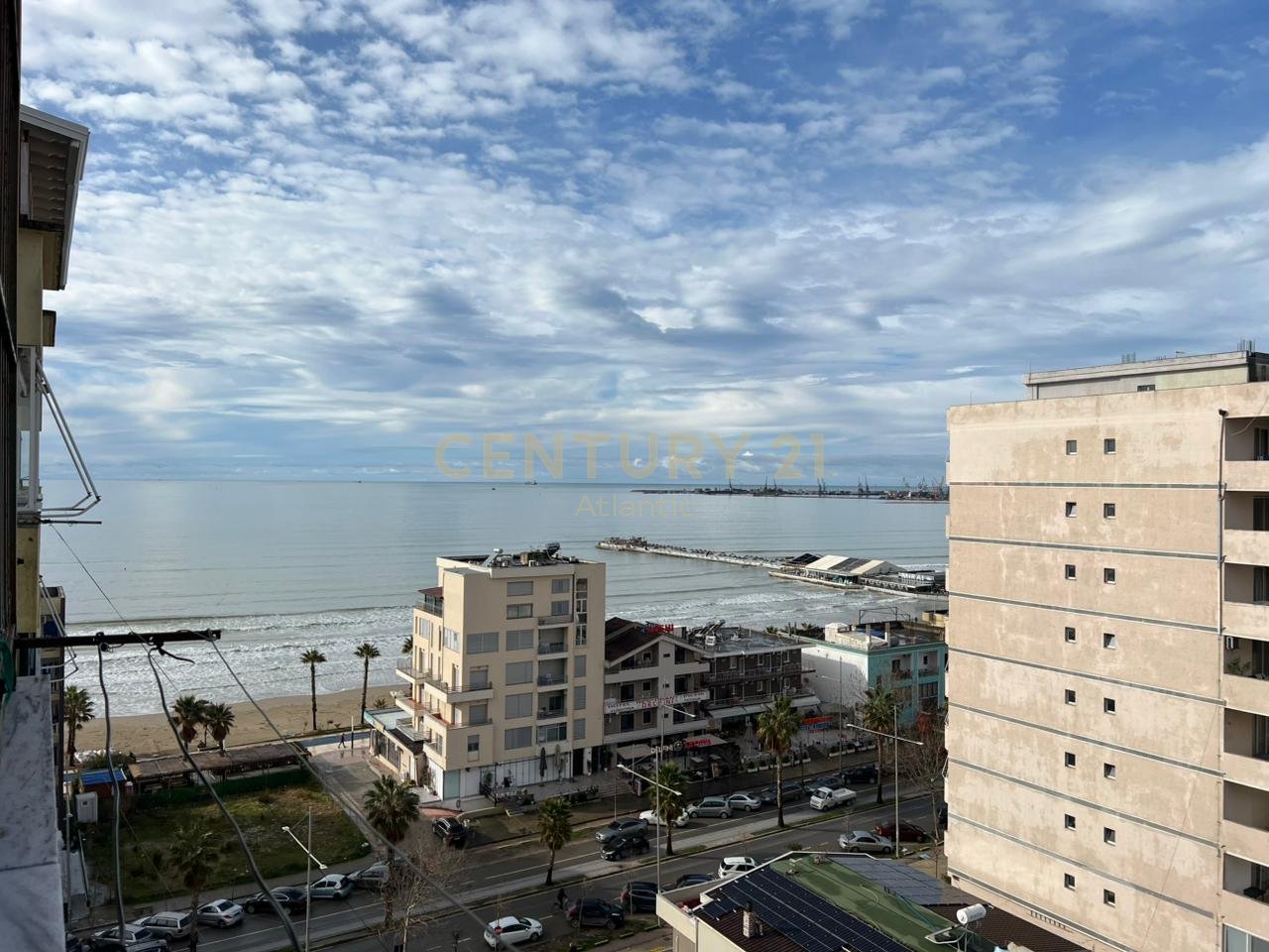 APARTAMENT 2+1 PER QERA NE PLAZH RROTA E KUQE DURRES !