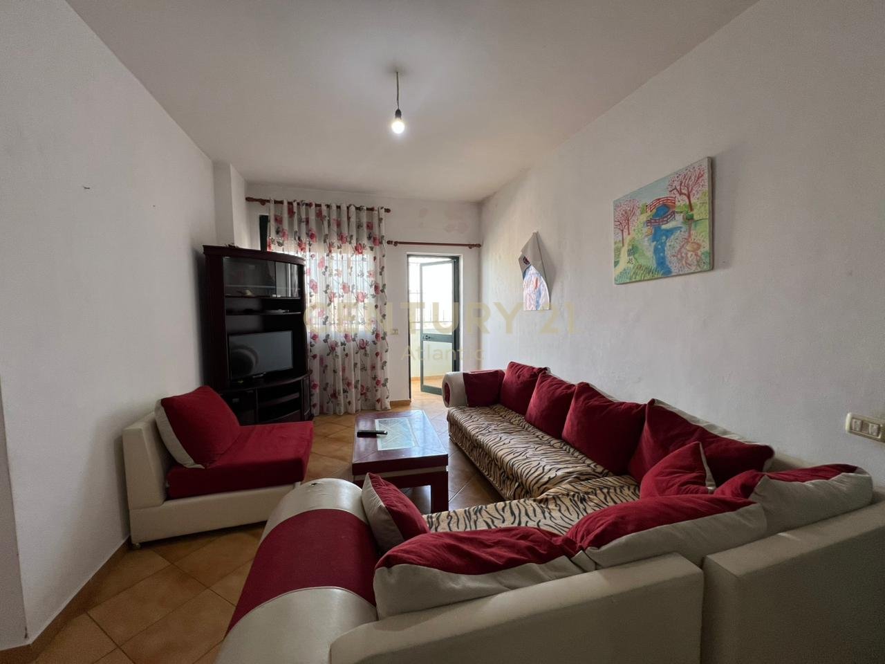 APARTAMENT 2+1 PER QERA NE PLAZH RROTA E KUQE DURRES !
