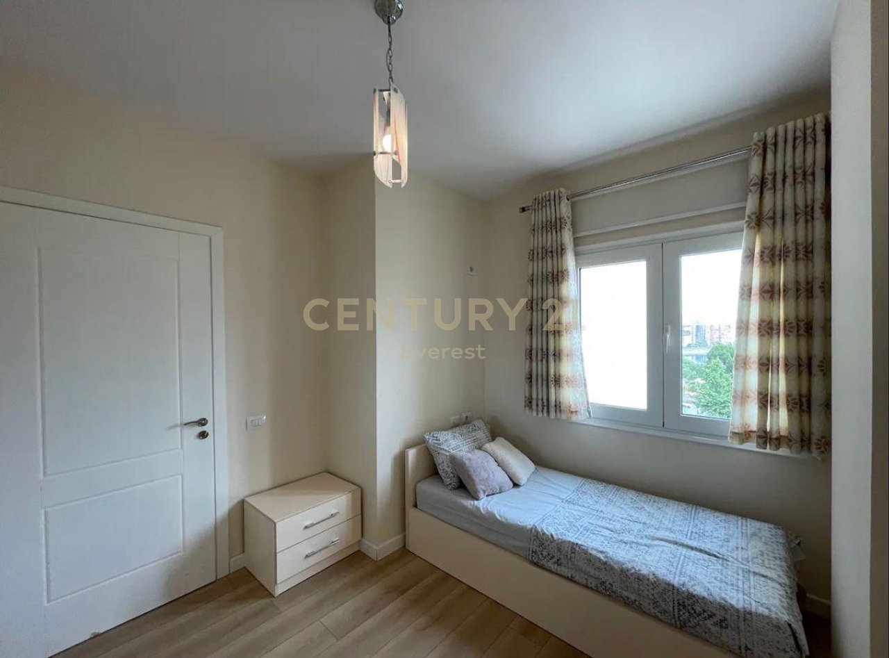 LIQUENI I THATE, APPARTAMENTO 2+1 IN AFFITTO + POSTO AUTO