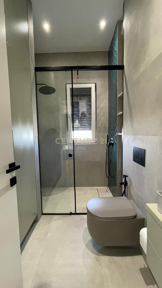 3+1 apartment for rent with veranda, parking space included – new furniture, Botanical Garden!