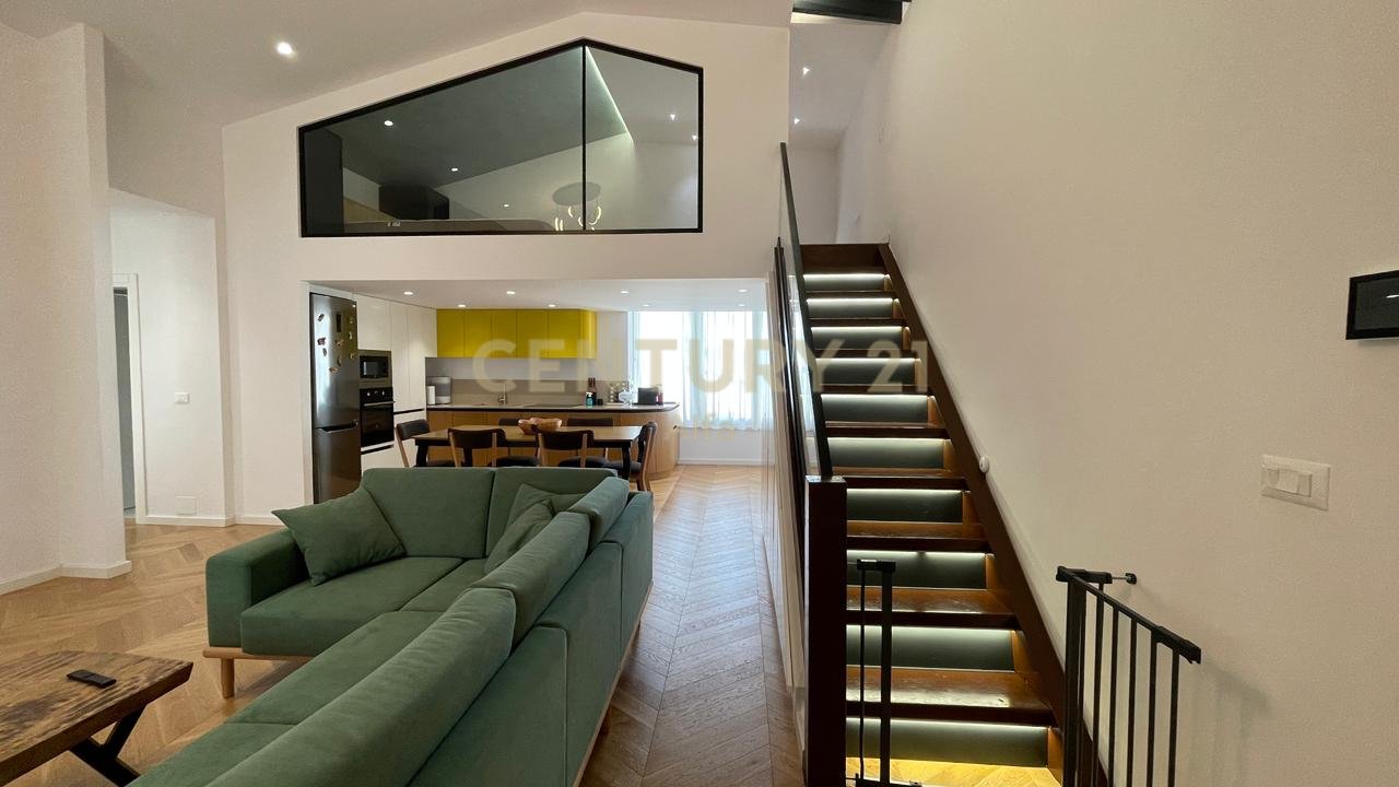 3+1 apartment for rent with veranda, parking space included – new furniture, Botanical Garden!