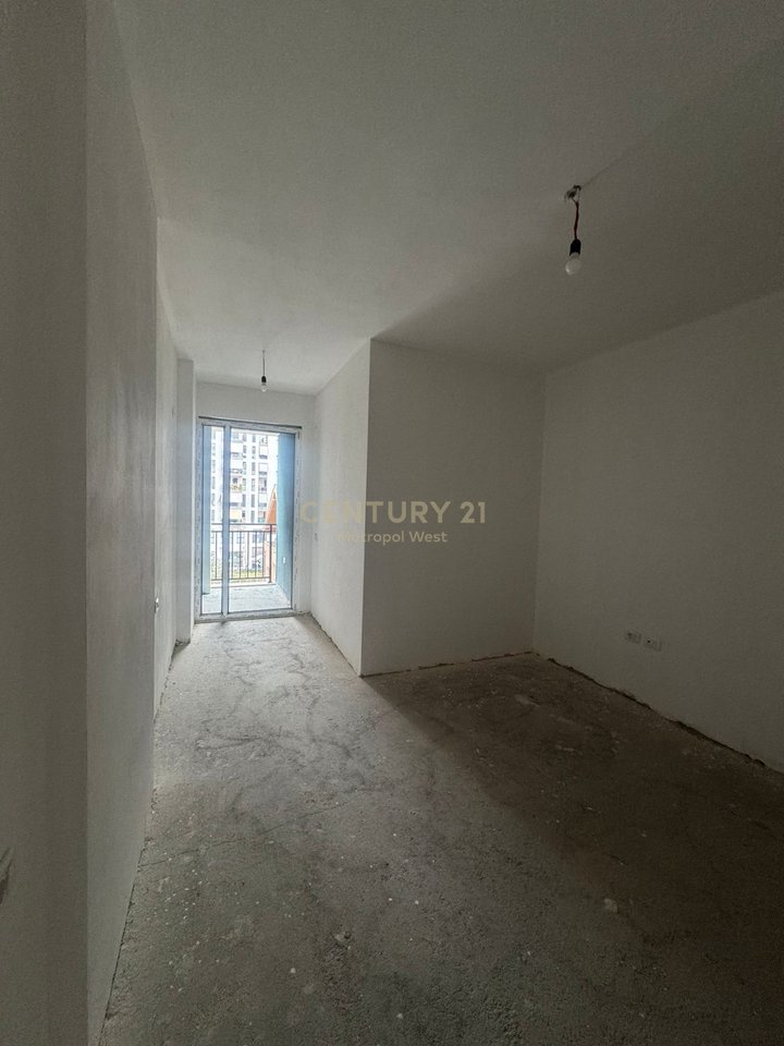 Apartment 2+1+2 for sale at Mirabella Complex, Oxhaku