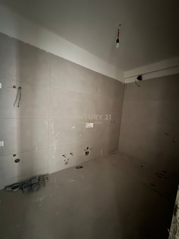 Apartment 2+1+2 for sale at Mirabella Complex, Oxhaku