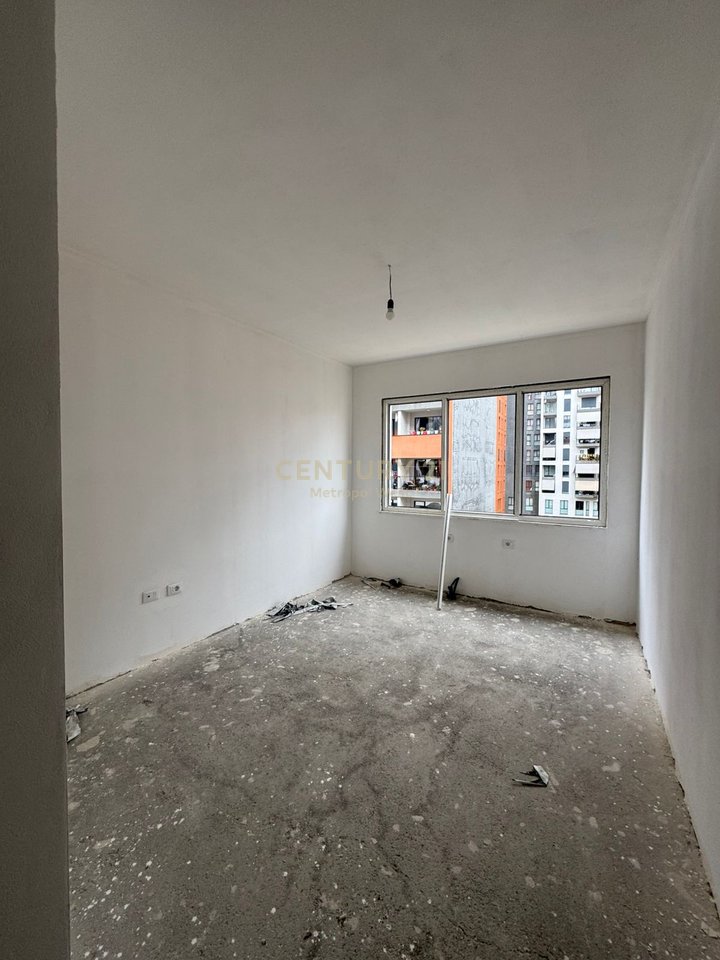 Apartment 2+1+2 for sale at Mirabella Complex, Oxhaku