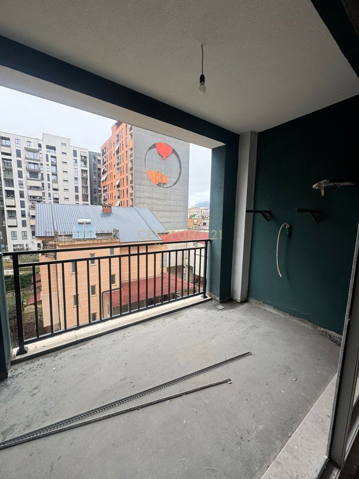 Apartment 2+1+2 for sale at Mirabella Complex, Oxhaku