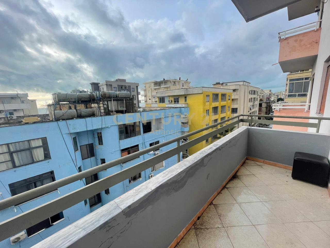 SHITET APARTAMENT 1+1 VIJA E TRETE NE PLAZH