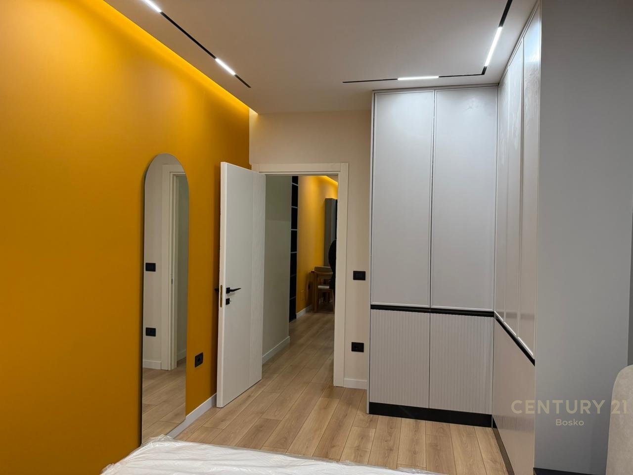 Appartamento 1+1 in Affitto a Shkozë, Tirana - 600€ | 76 m²