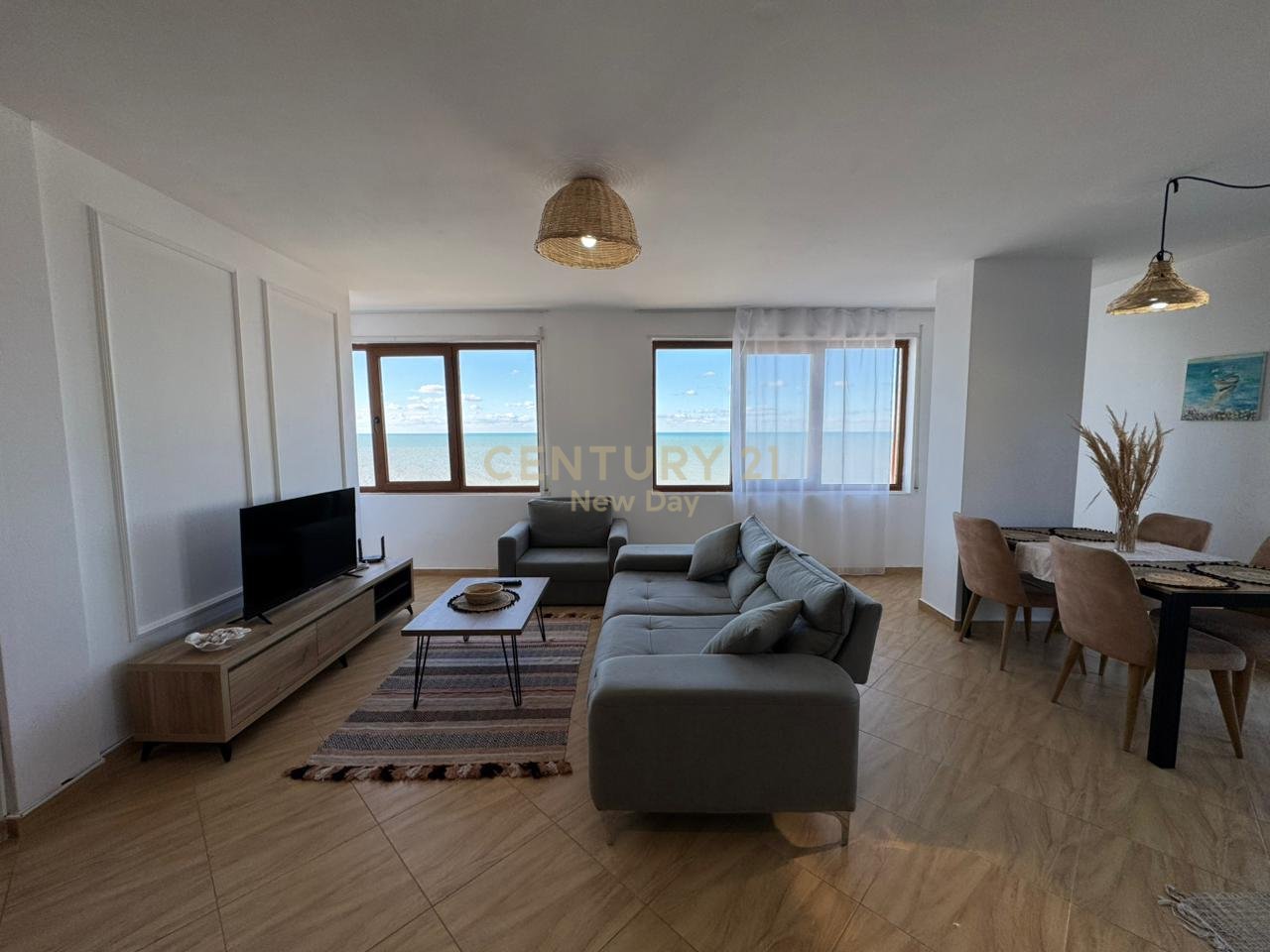 Apartament 1+1 Full Pamje Deti  Me Qira në Currila, Durrës - 700€ | 70 m²