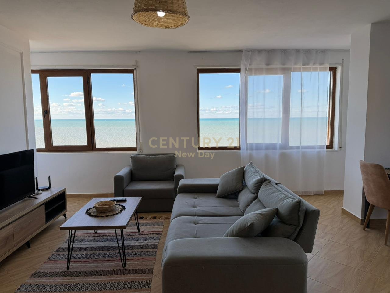 Apartament 1+1 Full Pamje Deti  Me Qira në Currila, Durrës - 700€ | 70 m²