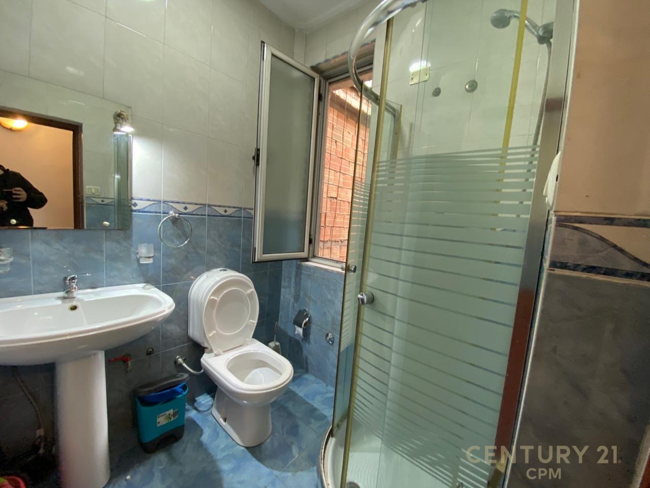 VASIL SHANTO JAPIM ME QIRA APARTAMENT 1+1