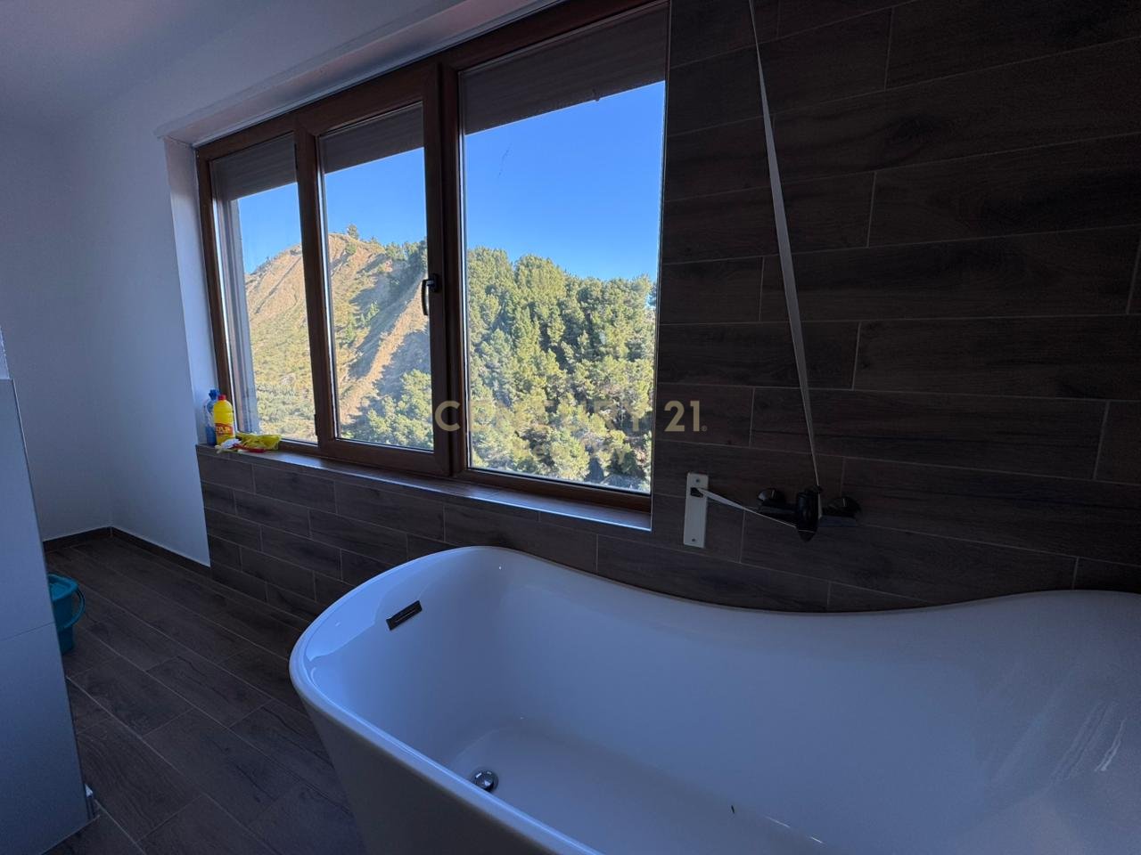 Apartament 1+1 Full Pamje Deti  Me Qira në Currila, Durrës - 700€ | 70 m²