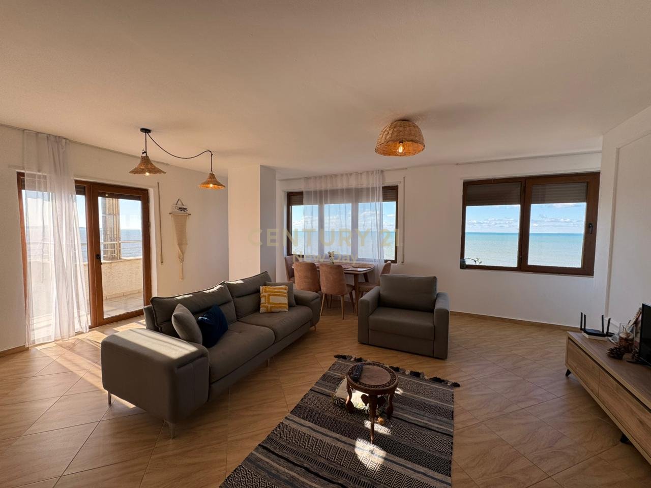 Apartament 1+1 Full Pamje Deti  Me Qira në Currila, Durrës - 700€ | 70 m²