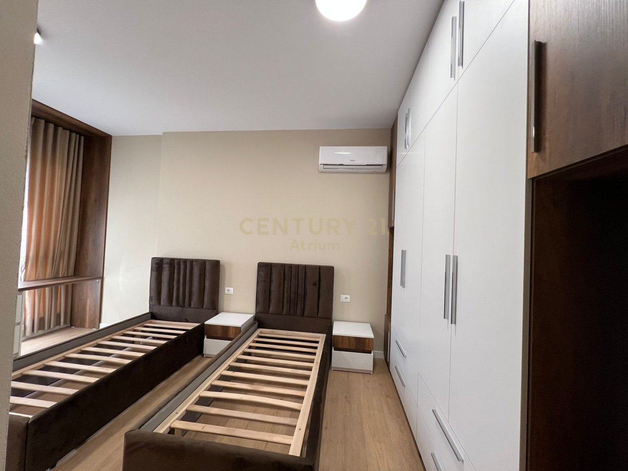 JAPIM ME QIRA APARTAMENT 2+1+2 Post parkimi TEK RESIDECA "Green Valley"