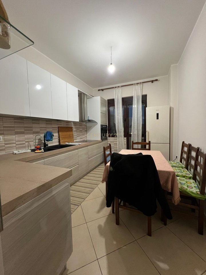 APARTMENT 2+1 FOR RENT AT "PALESTRA E MUNDJE", VLORE