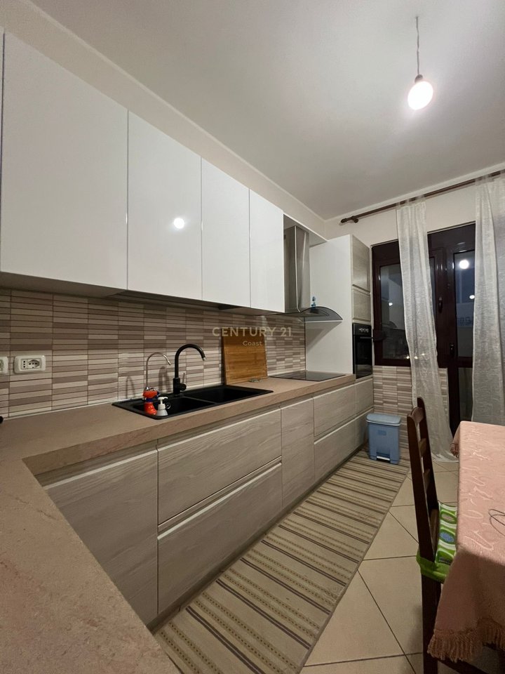 APARTMENT 2+1 FOR RENT AT "PALESTRA E MUNDJE", VLORE