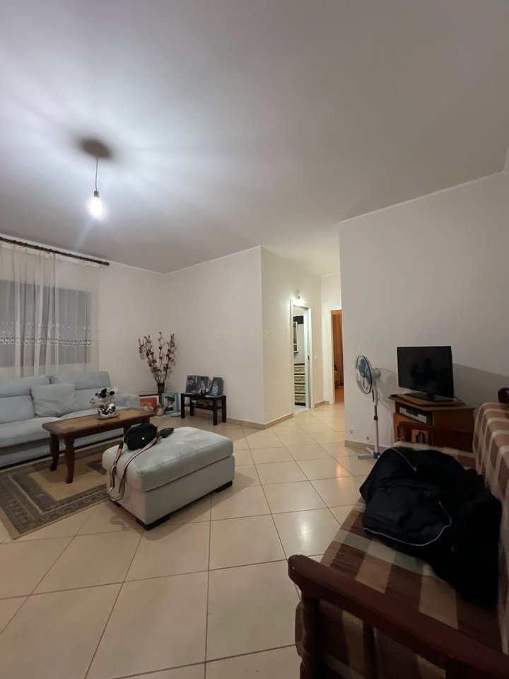 APARTMENT 2+1 FOR RENT AT "PALESTRA E MUNDJE", VLORE