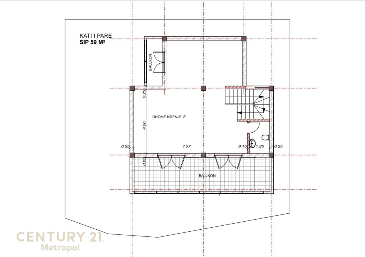 VILLA SU 3 PIANI IN VENDITA NEL VILLAGGIO TURISTICO DI DARDHA!