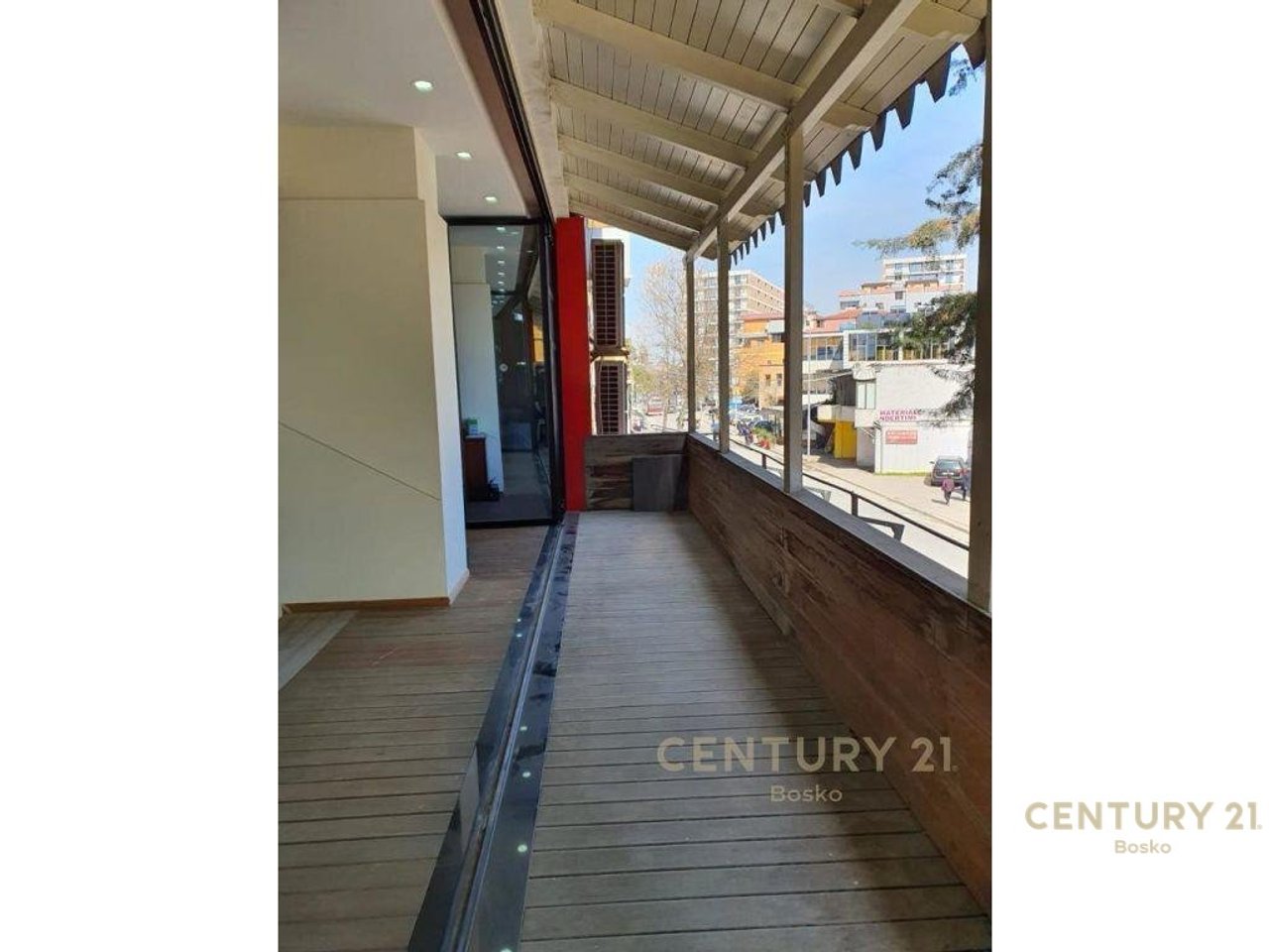 Affitto Spazio Aperto Disponibile a Don Bosko!