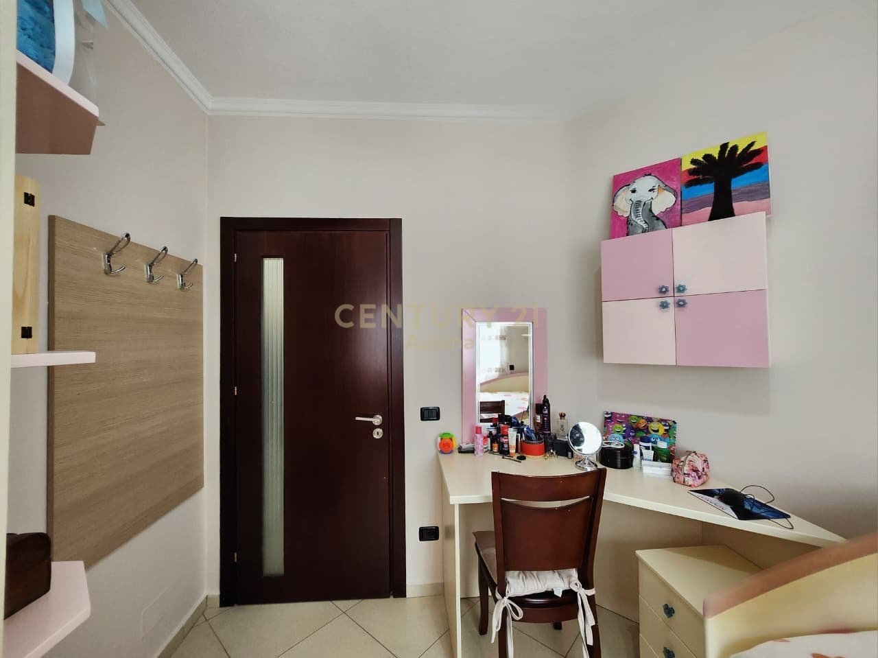 Apartament 3+1+2 në shitje – Rruga e Çipajve, Vlorë