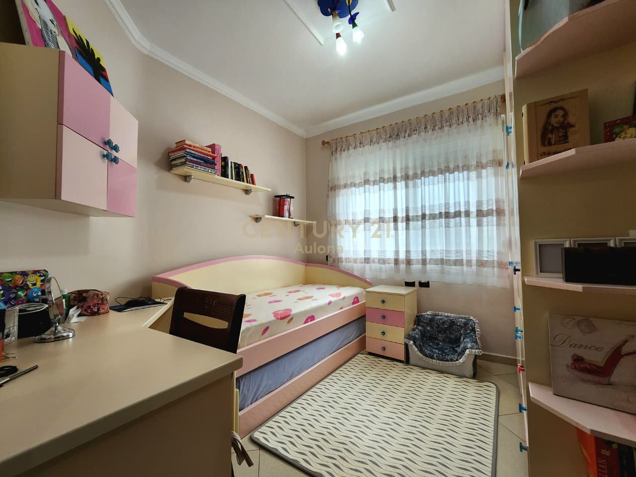 Apartament 3+1+2 në shitje – Rruga e Çipajve, Vlorë