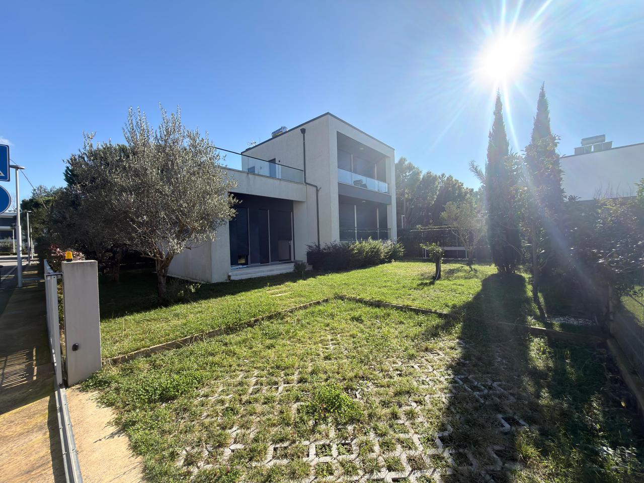 VALA MAR RESIDENCE, SHESIM VILE INDIVIDUALE