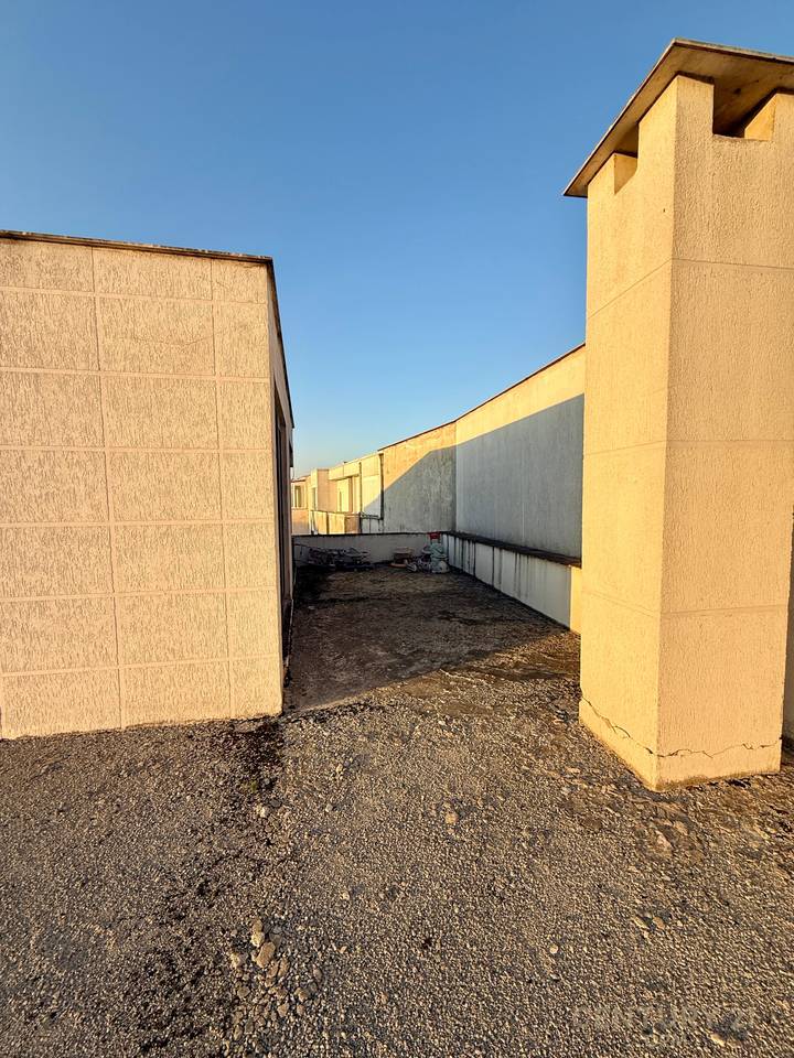 MISTO MAME SHESIM PENTHOUSE NE  RRUGEN  BESIM ALLA